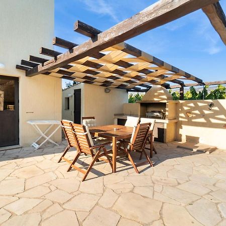 Villa Camelot By Ezoria Villas Bahía de Coral Exterior foto
