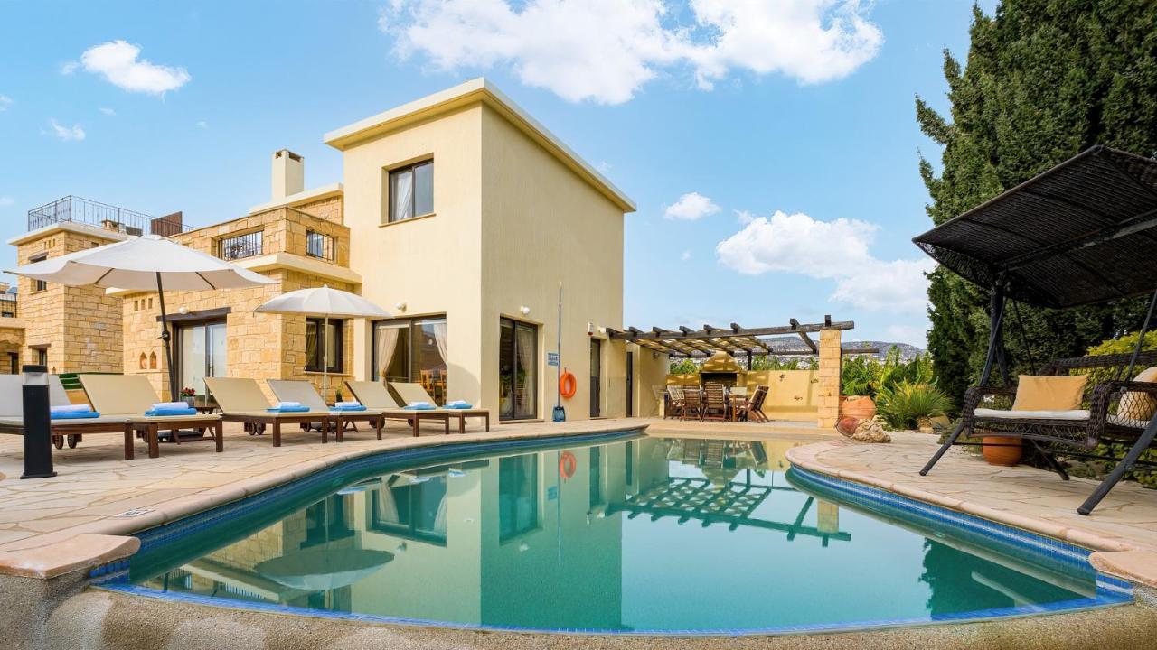 Villa Camelot By Ezoria Villas Bahía de Coral Exterior foto