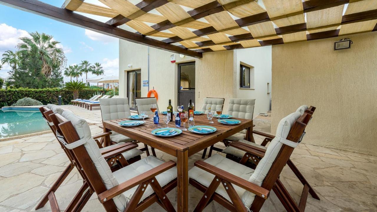 Villa Camelot By Ezoria Villas Bahía de Coral Exterior foto